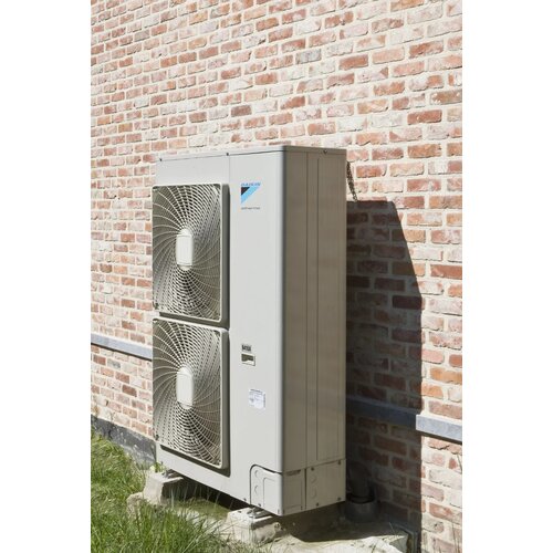 Daikin VISOKOTEMPERATURNA OGREVALNA TOPLOTNA ČRPALKA ERRQ014AV1 + EKHBRD014ADV17 14kW - 3 fazna - Slike