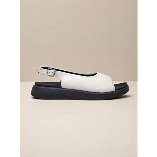Resti Women's Riva sandals on a thick sole Cene