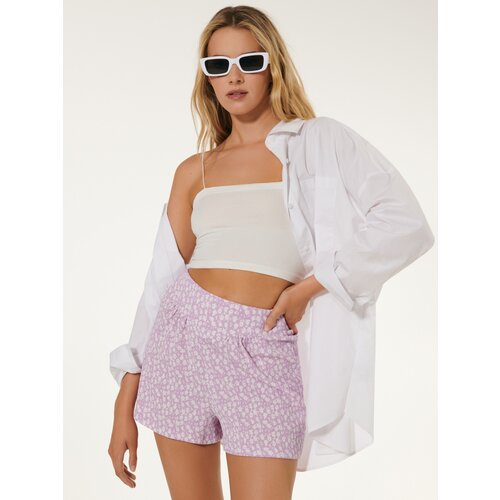 Sinsay High waist kratke hlače cvjetna uzorka Slike