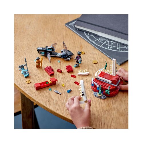 Lego super hreoes Prestolna sobana kralja Namorja 76213 Slike