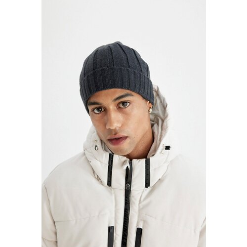 Defacto Men's Basic Plain Knitted Ribbed Beret Cene