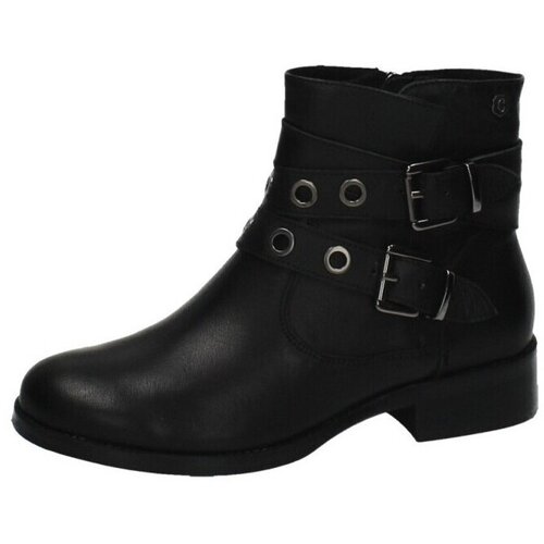 Carmela Pol&amp;scaron;kornji - Črna Slike