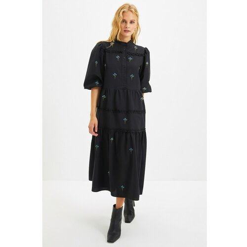 Trendyol black embroidered ruffle detailed dress Slike