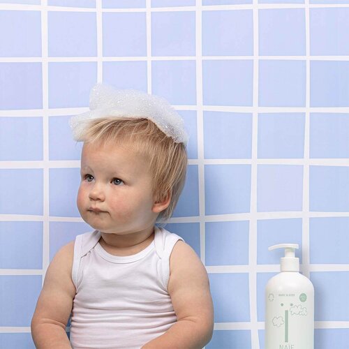 Naif Baby &amp;amp; Kids Nourishing Shampoo hranjivi &amp;scaron;ampon za djecu od rođenja 500 ml Slike