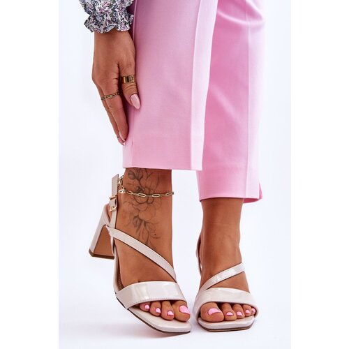 Kesi Women's patent leather heeled sandals beige Carrie Cijene