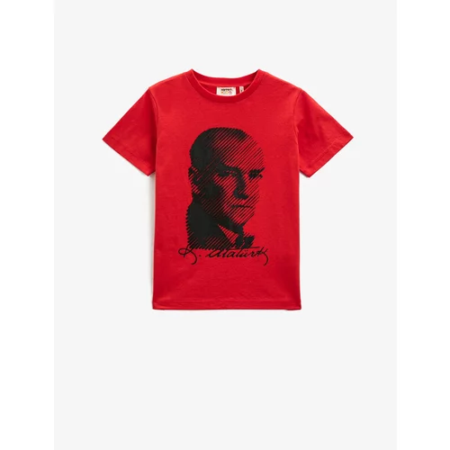 Koton Atatürk Printed T-Shirt Short Sleeve Crew Neck Cotton