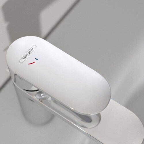 Hansgrohe 71584000 Vernis Blend 70 CoolStart armatura za umivalnik Slike