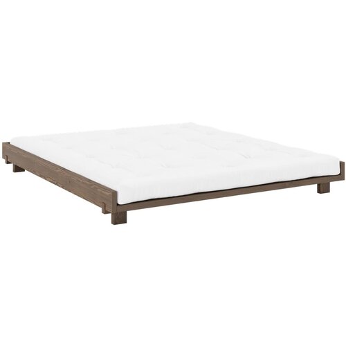 Karup Design Rjava zakonska postelja iz masivnega bora z letvenim dnom 180x200 cm Social &amp;ndash; Slike