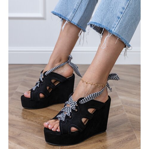 D/CEO Black wedge sandals with decorative lacing Lakota Slike