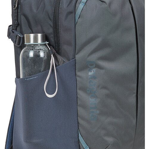 Patagonia Nahrbtniki REFUGIO DAY PACK 26L Črna Slike