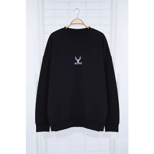 Trendyol Black Oversize/Wide Cut Crew Neck Plus Size Sweatshirt with Embroidery Detail