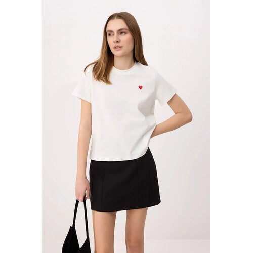 TRENDYOLMILLA Ženska majica TWOSS26TS00232, Bela Cene