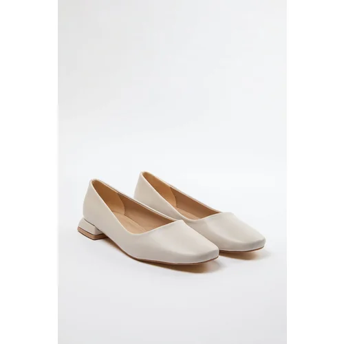 Trendyol Beige Square Toe Low Heel Women's Ballerinas