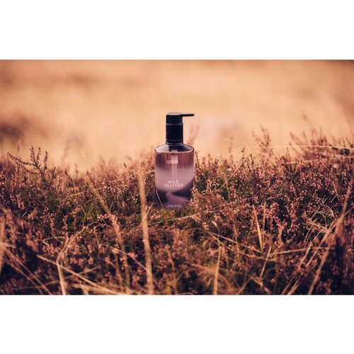 Scottish Fine Soaps Wild Heather Hand Wash tekući sapun s pumpicom 300 ml Slike