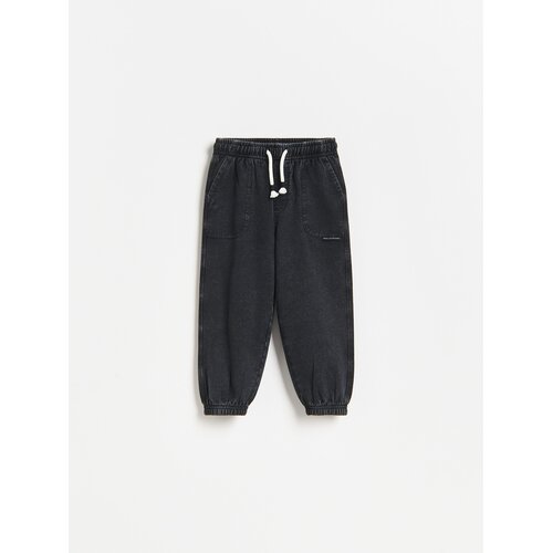 Reserved Pamučne jogger hlače - crno Cijene