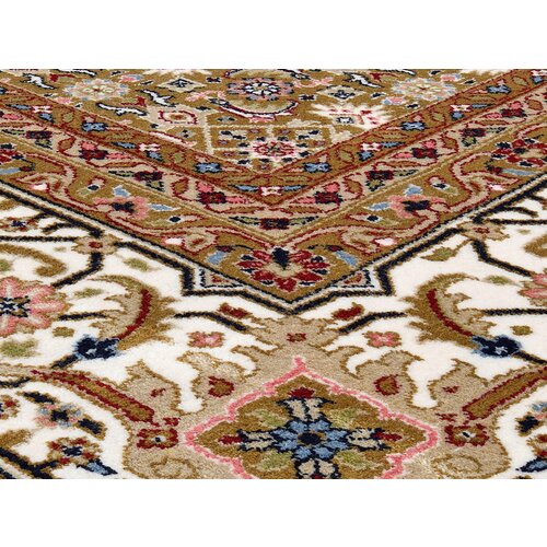 Novel ORIENTALSKA PREPROGA 160/230 cm tkano krem barve Slike