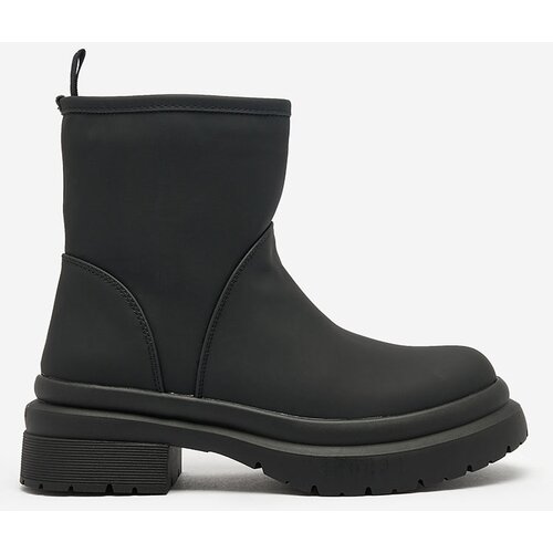 Resti Black matte women&amp;#039;s boots with thicker sole Holeopi Slike