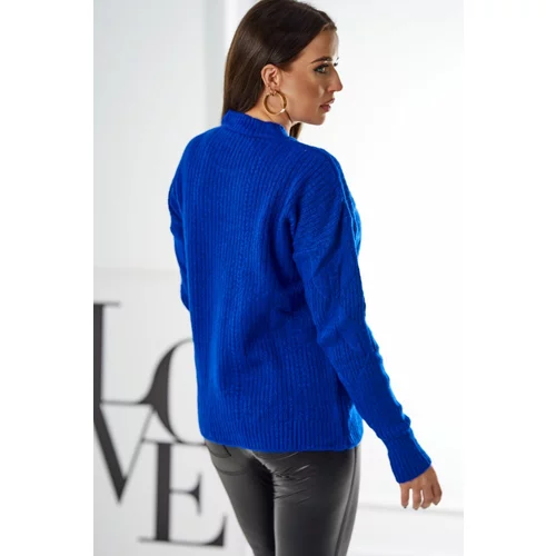 Kesi Sweater draped over the head with a fashionable cornflower blue weave