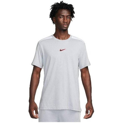 Nike Majice s kratkimi rokavi T-Shirt Logo Noir Črna Cene