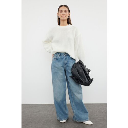 Trendyol Ecru Wide Fit Soft Textured Basic Knitwear Sweater Slike