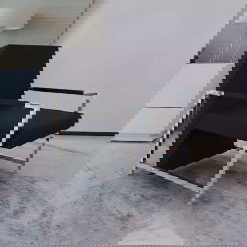 VidaXL Fotelja od umjetne kože s kromiranim nogama crna Slike