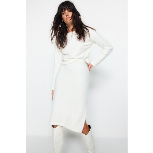 Trendyol Ecru Crop Soft-Texture, Pile Skirt, Tricot Top-Top Set Slike