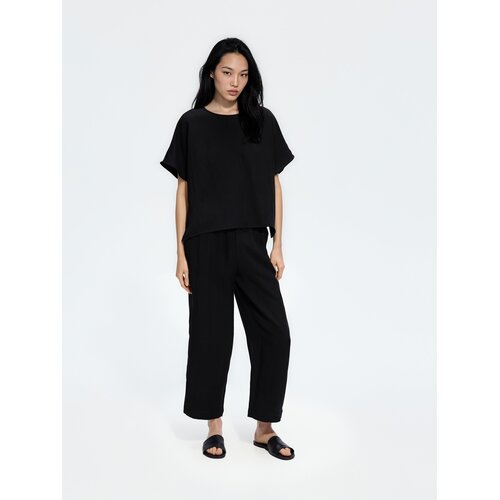 Reserved Bluza s liocelom - crno Cijene
