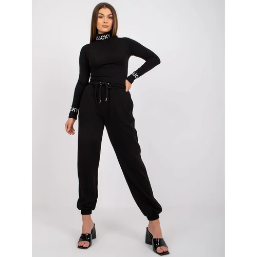 Fashion Hunters Basic black Lisa high-waisted sweatpants