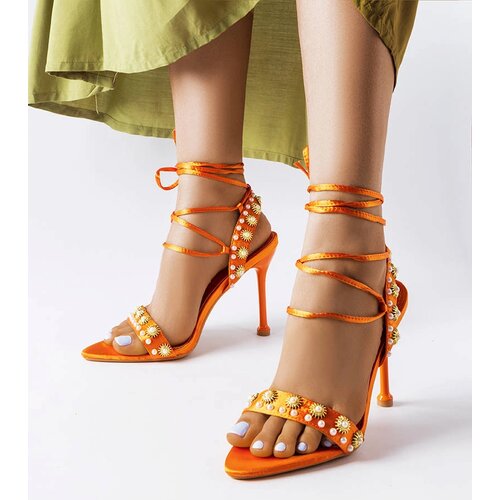 Gemre Orange sandals adorned with pearls Grange Cene