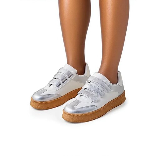 Resti Women's sporty sneakers Vanner Cene