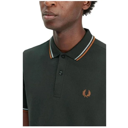 Fred Perry Majice s kratkimi rokavi - Zelena