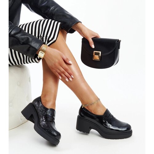 Gemre Black patent block heel shoes Sanelma Cijene
