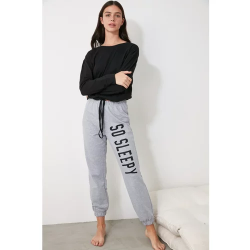 Trendyol Slogan Knitted Pajamas Set