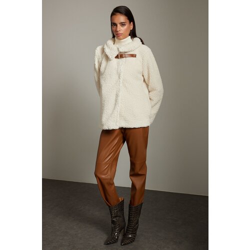 Trendyol Ecru Belt Detailed Plush Coat Slike