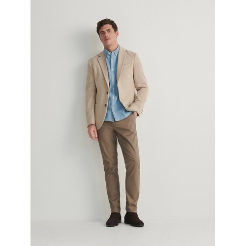 Reserved - Karirast suknjič slim fit - Bež Cene