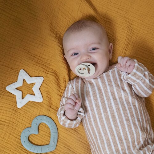 Bibs Baby Bitie Heart grizalo Sage 1 kos Slike