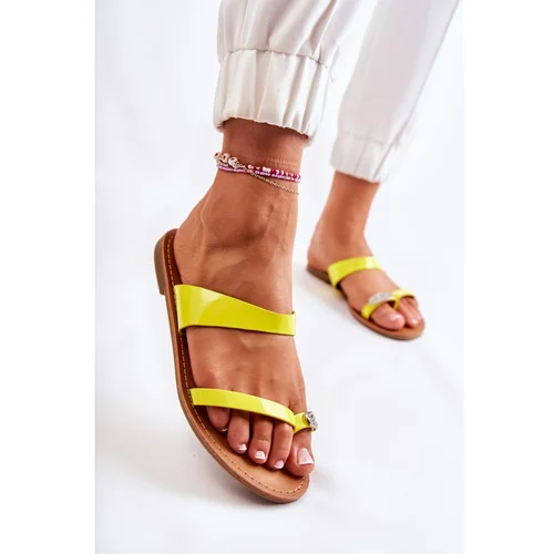 Kesi Women's Lacquered Flip-flops Yellow Jimena