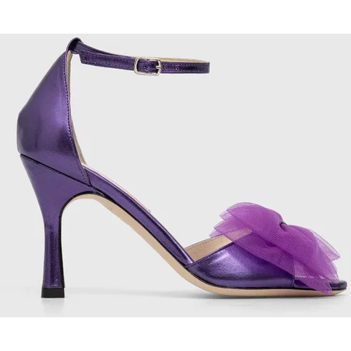 Custommade Usnjeni sandali Ashley Metallic Tulle vijolična barva, 000304046