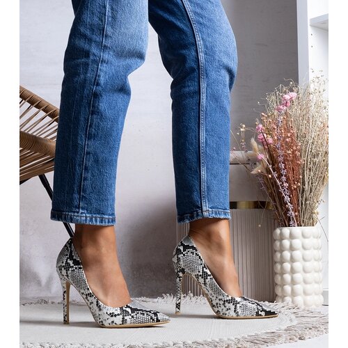 Gemre White Stilettos Efrem Slike