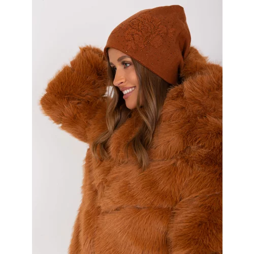 Fashion Hunters Light brown winter hat with appliqué