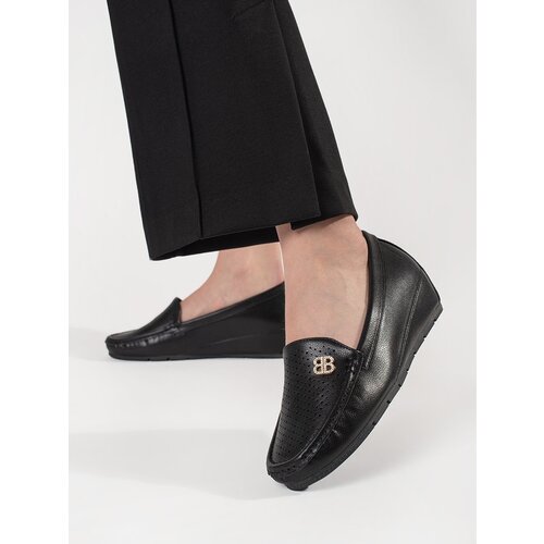GOODIN Women's black shoes with a hidden wedge Cene