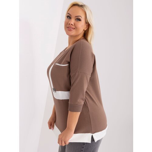 Fashion Hunters Brown cotton blouse of a larger size with a pocket Slike