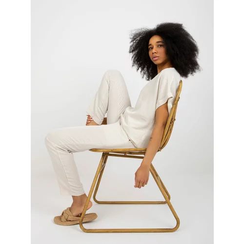 Fashion Hunters Light beige summer set with trousers RUE PARIS