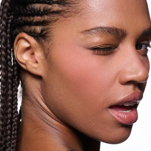 MAC Cosmetics Skinfinish Colourstruck rumenilo nijansa Melba 4.5 g Slike