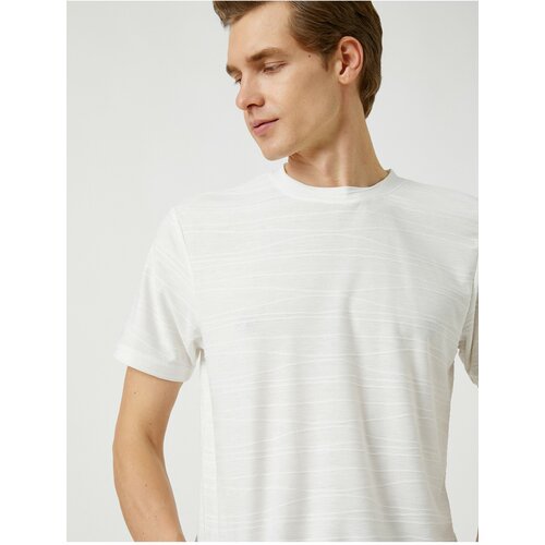 Koton Stripe Printed T-Shirt Slim Fit Crew Neck Short Sleeve Slike
