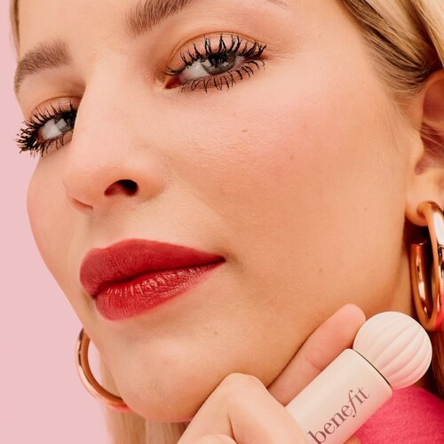 Benefit Plushtint mat vlažilna tekoča &amp;scaron;minka odtenek 28 Teddy 6 ml Slike