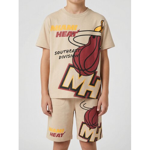 Sinsay &amp;Scaron;iroki NBA sportski set: majica loose kroja i duže kratke hlače Miami Heat Slike