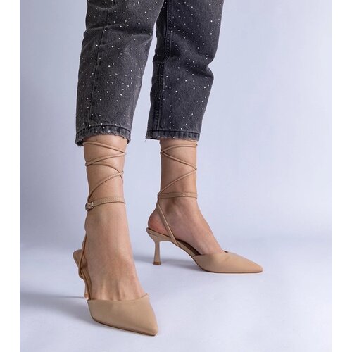 D/CEO Yellow sandals Dolores Cene