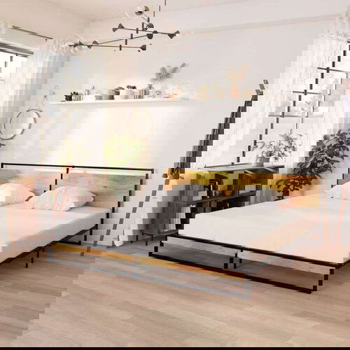  Posteljni okvir kovinski 200x200 cm, (20606132) Slike