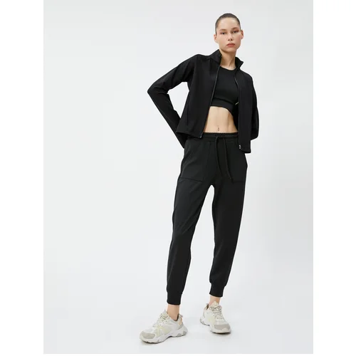 Koton Basic Jogger Sweatpants with Pockets and Tie Waist